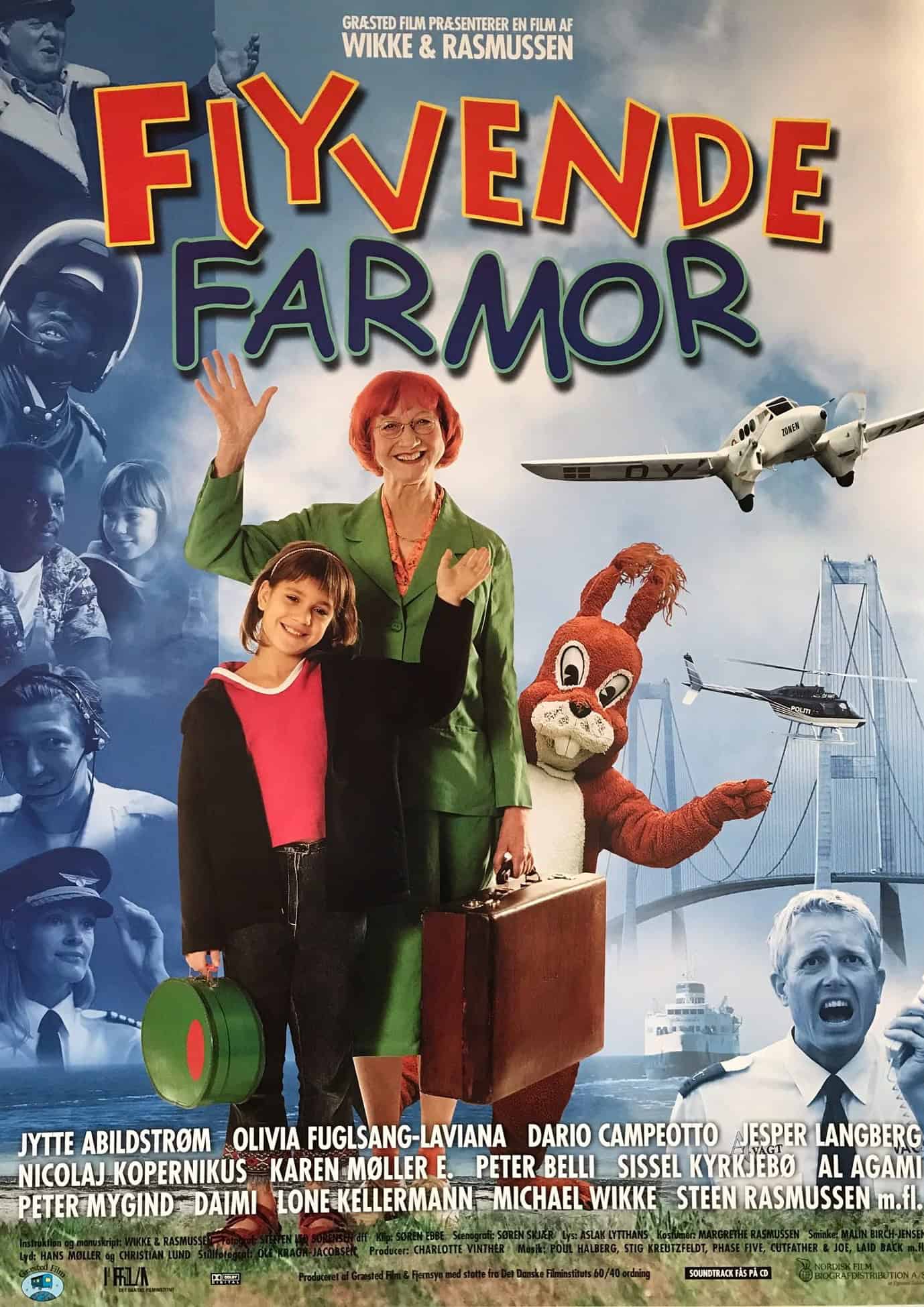 FLYVENDE FARMOR filmplakat